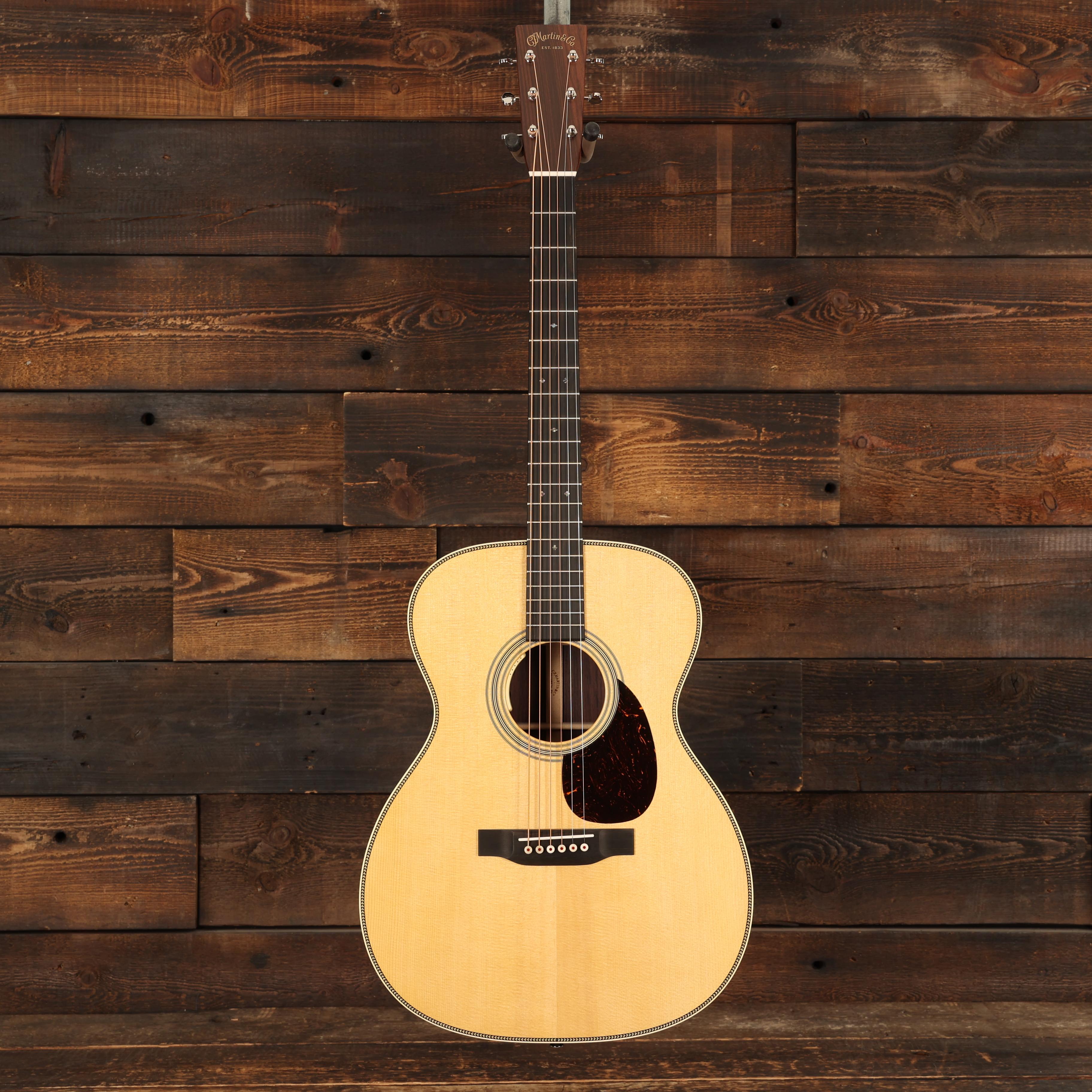 Martin OM-28E Standard Series Electro Acoustic Guitar with LR